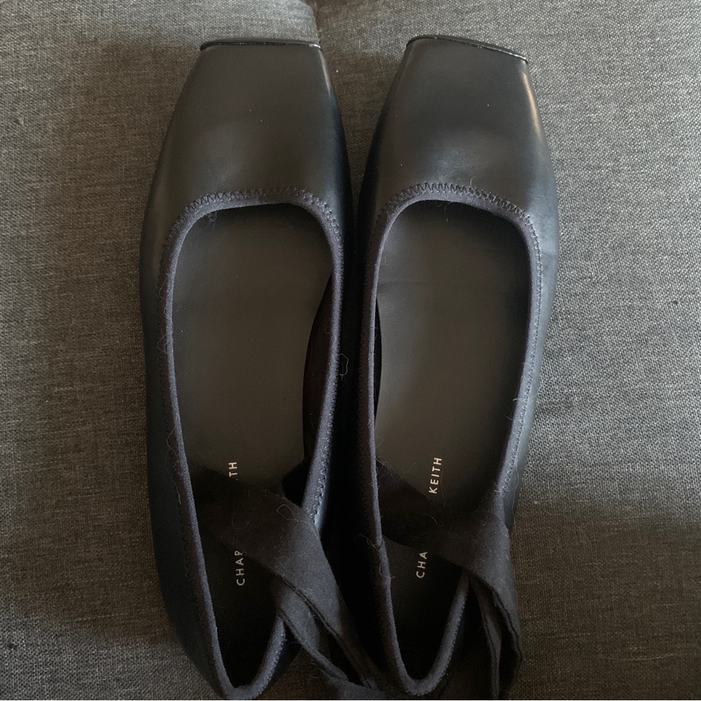 Charles & Keith Black Tie-Around Ballerina Flats 🖤